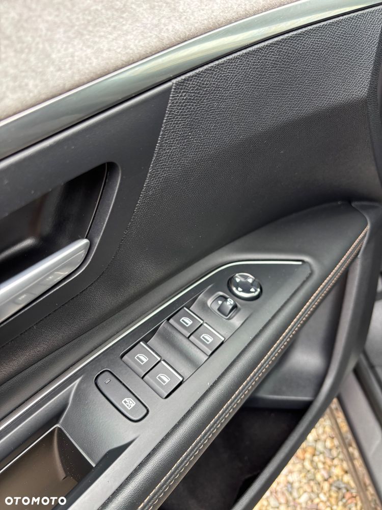 Peugeot 5008 1.2 PureTech GT S&S - 10