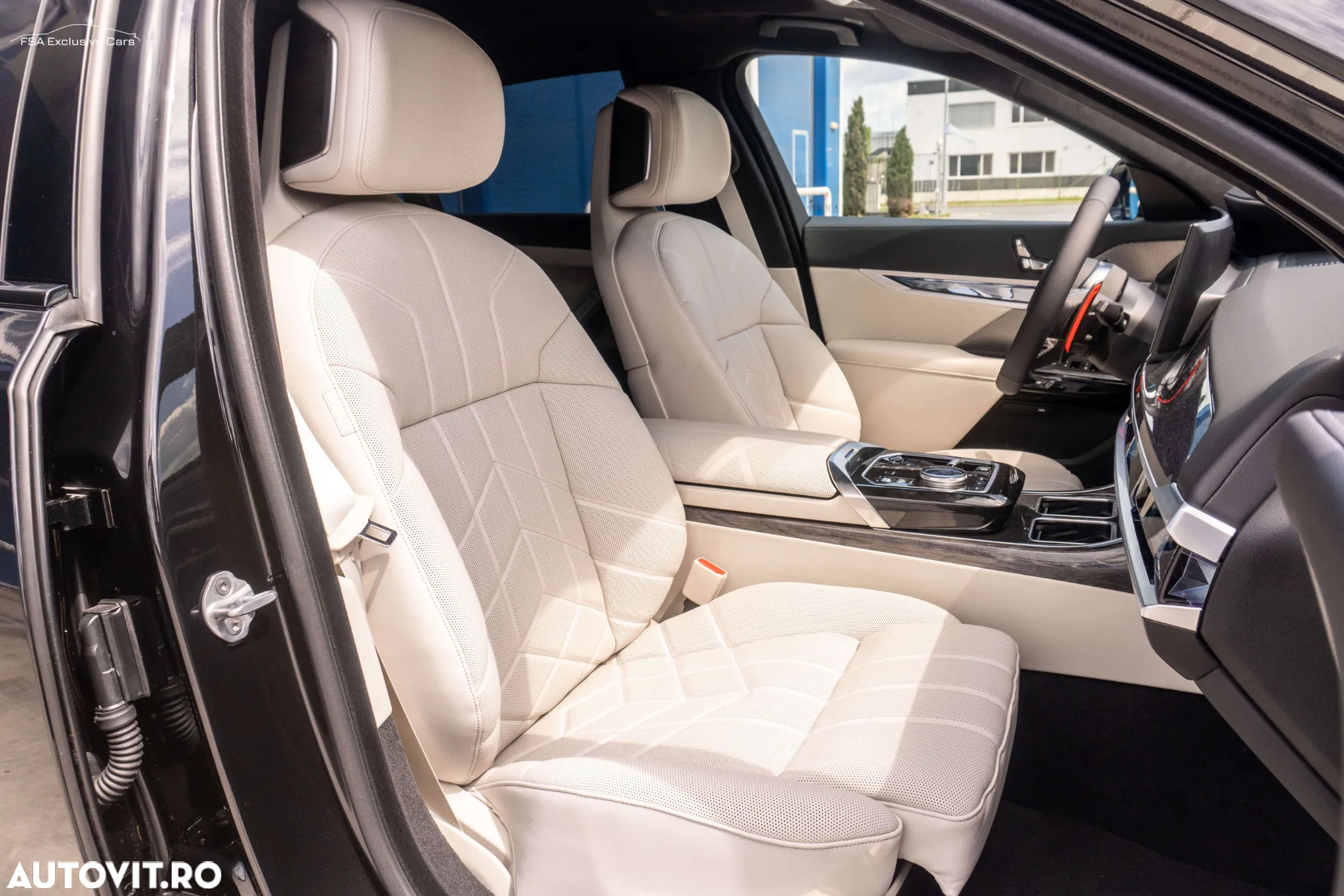 BMW M7 M760e xDrive - 18