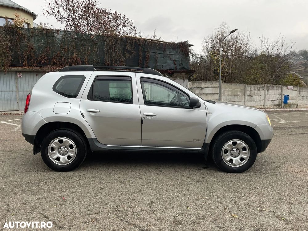 Dacia Duster 1.5 dCi 4x2 Laureate - 4