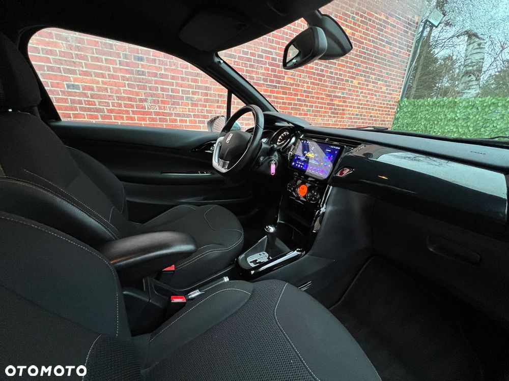 Citroën DS3 1.6 VTi SoChic - 10