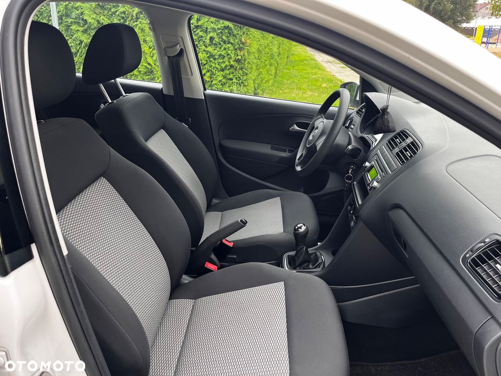 Volkswagen Polo 1.2 12V Comfortline - 27