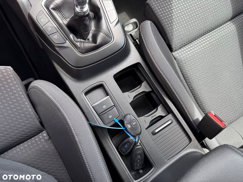 Ford Focus 1.5 EcoBlue STart-Stopp-System TITANIUM X - 26
