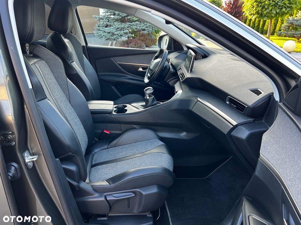 Peugeot 3008 BlueHDi 130 Stop & Start Allure Business-Paket - 28