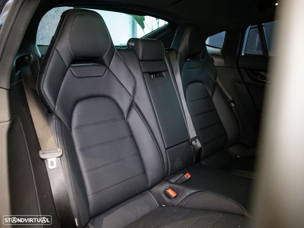 Porsche Panamera 4S E-Hybrid - 34