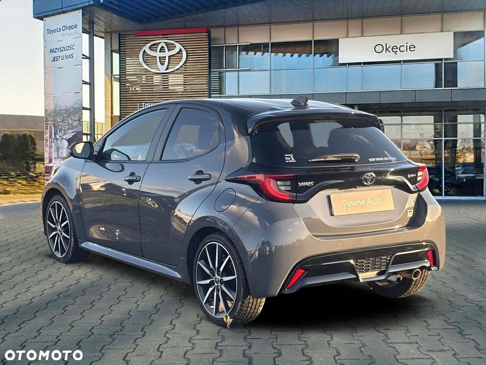 Toyota Yaris Hybrid 1.5 GR Sport - 4
