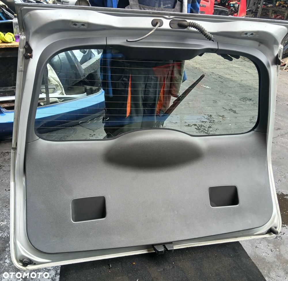 Ford Focus Mk2 kombi klapa bagażnika - 5
