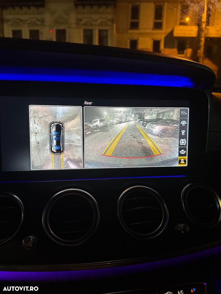 Mercedes-Benz E 200 4MATIC Aut. - 38