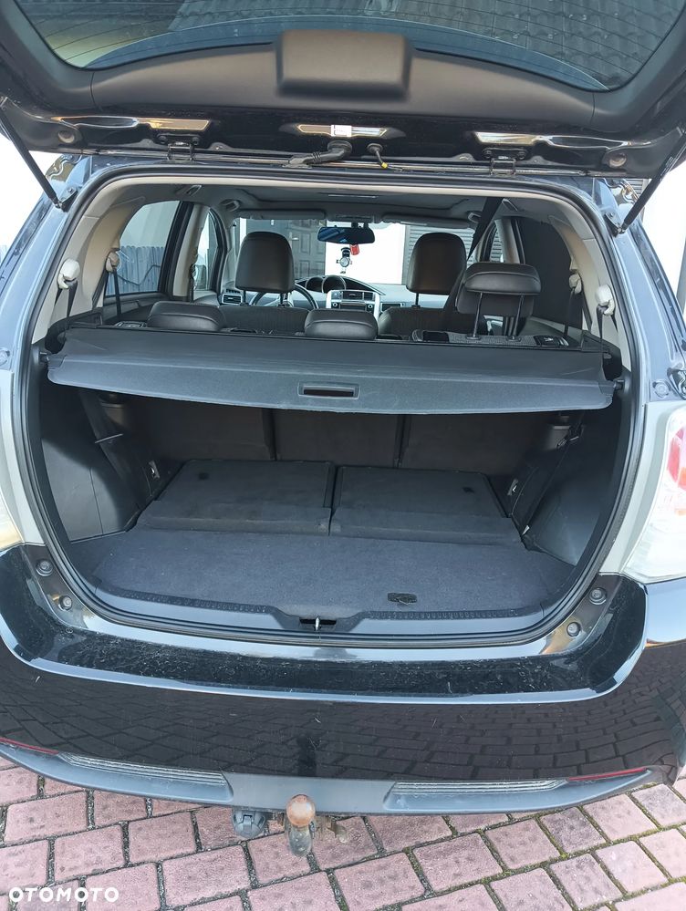 Toyota Verso 1.6 D-4D Active 7os - 13