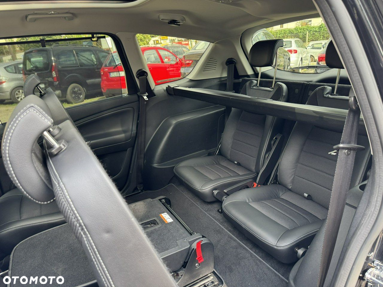 Ford S-Max - 19