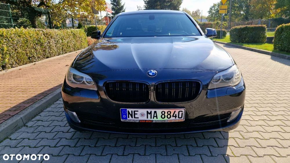 BMW Seria 5 520d Luxury Line - 2