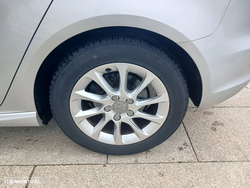 Audi A3 Sportback 1.6 TDI Attraction - 22