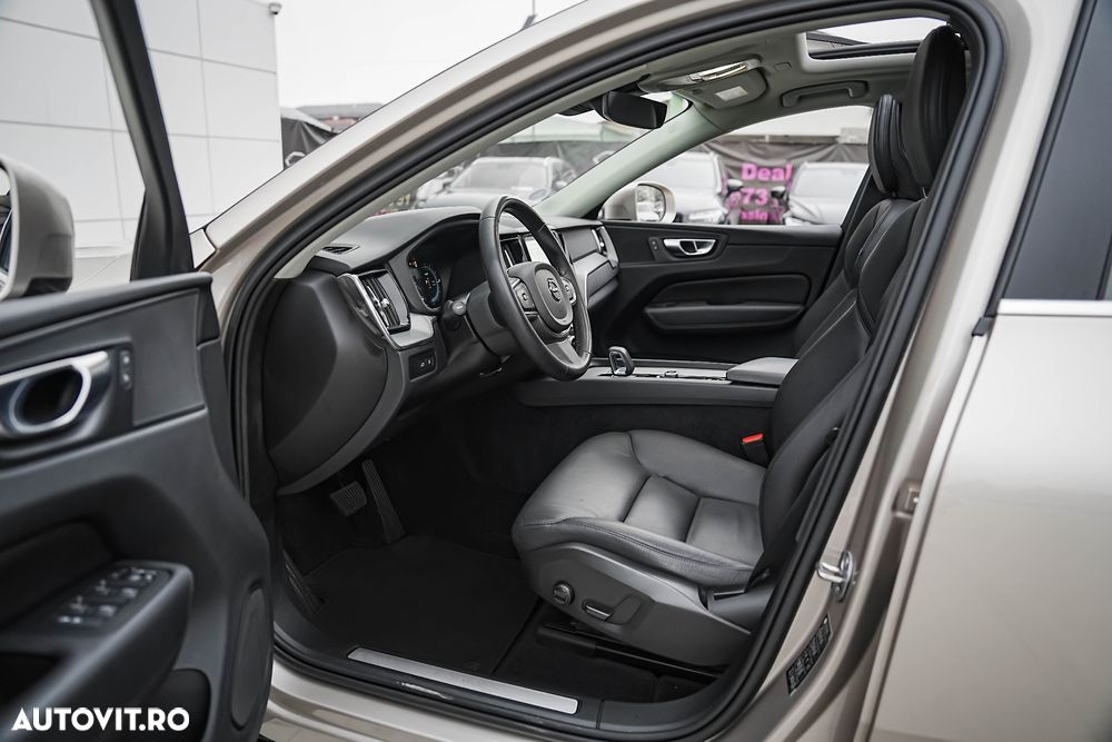 Volvo XC 60 Recharge T6 Twin Engine eAWD Inscription Expression - 16