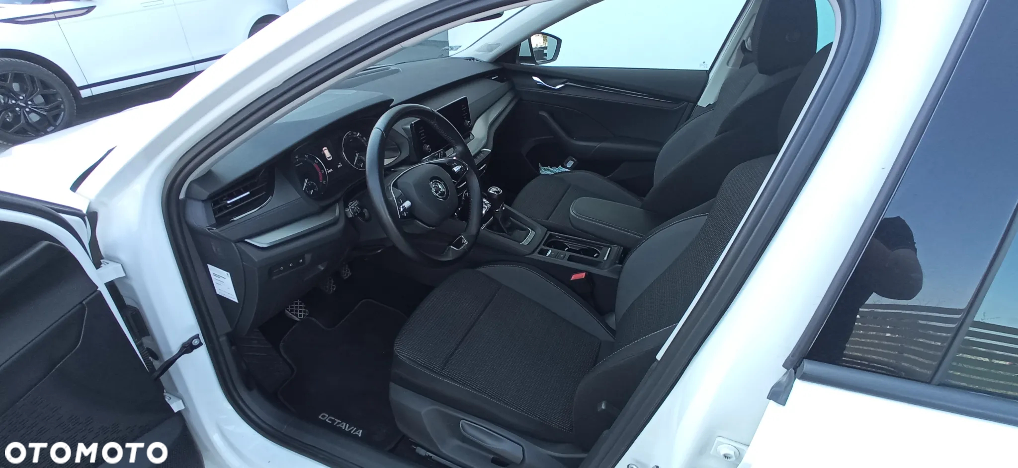 Skoda Octavia 1.5 TSI ACT Ambition - 9