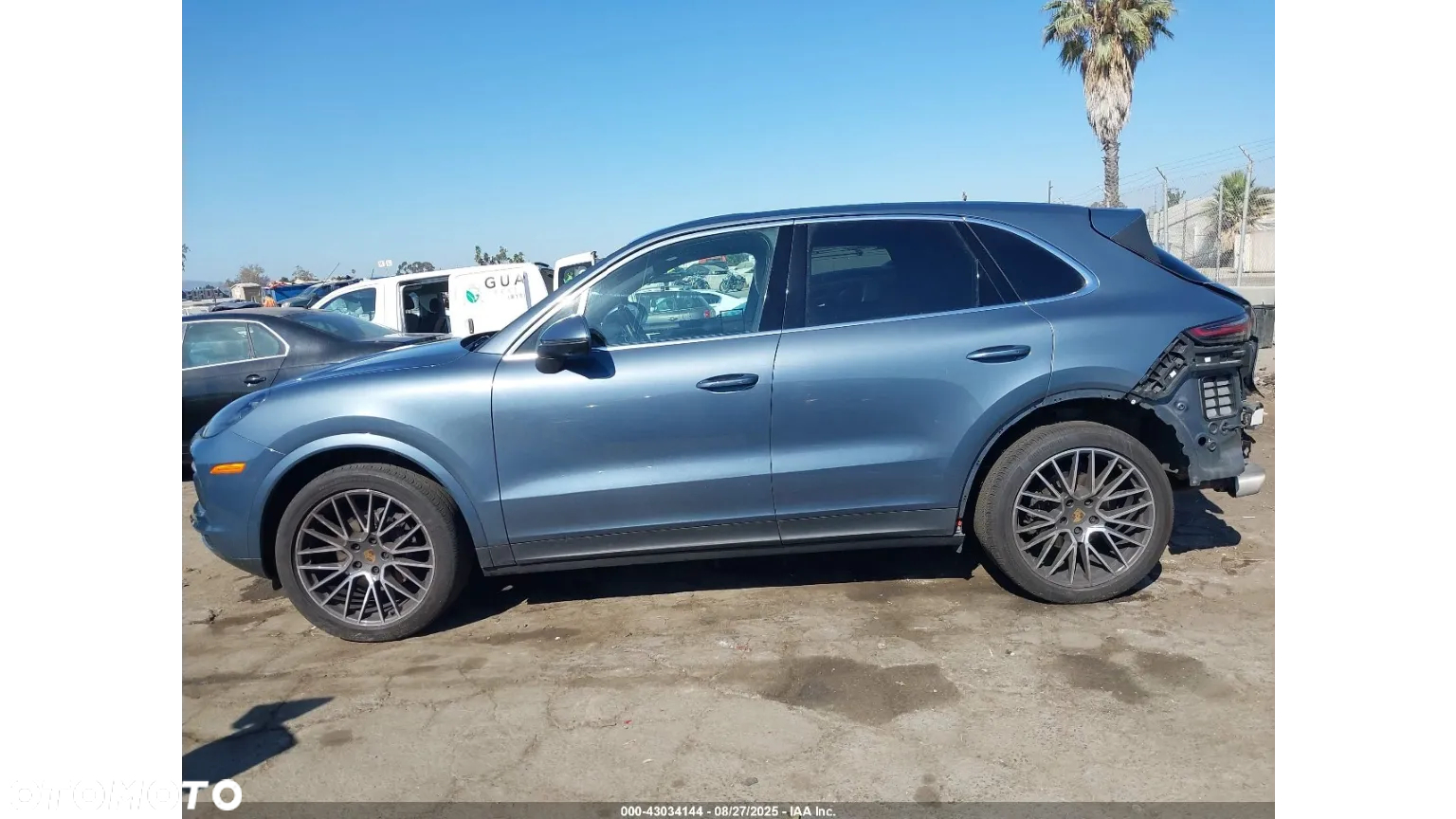 Porsche Cayenne - 6