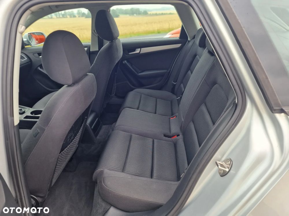 Audi A4 Avant 2.0 TDI DPF quattro - 18