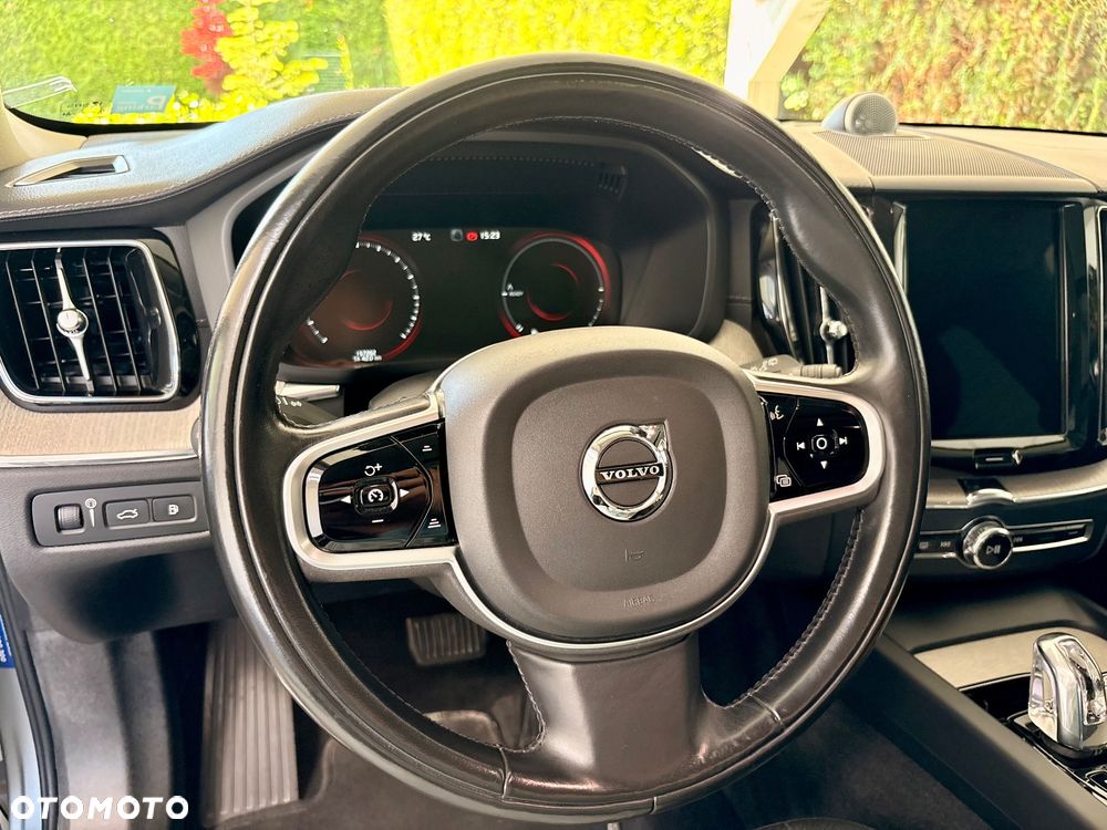 Volvo XC 60 T8 AWD Plug-In Hybrid Inscription - 13