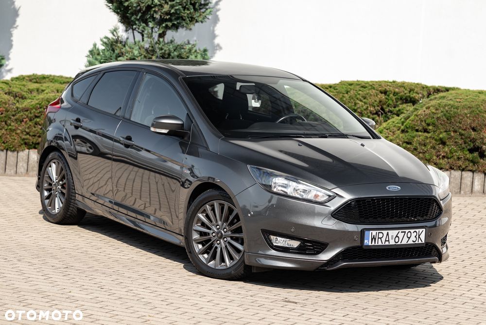 Ford Focus 1.0 EcoBoost Start-Stopp-System ST-Line - 2