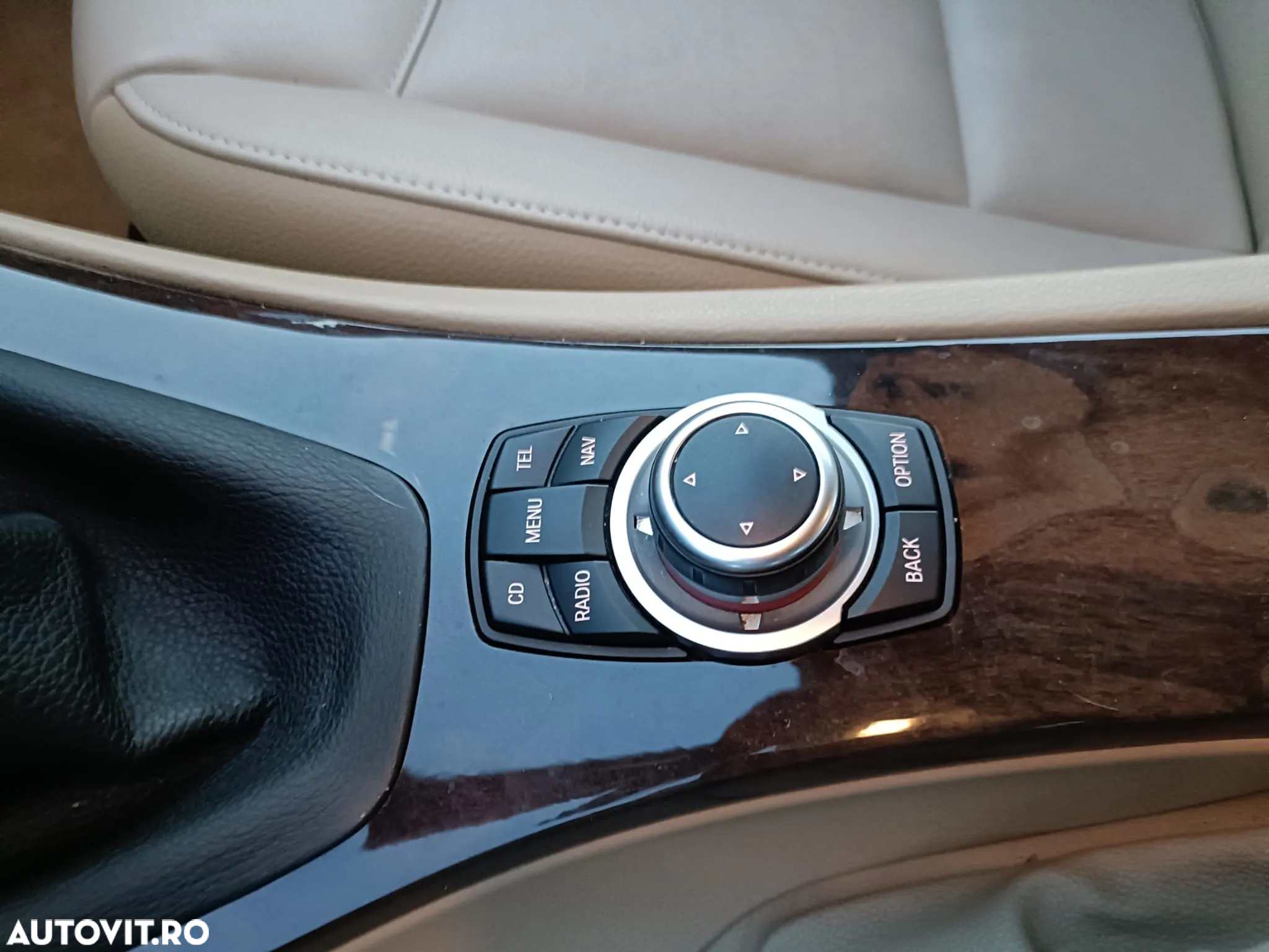 BMW Seria 3 325i - 21