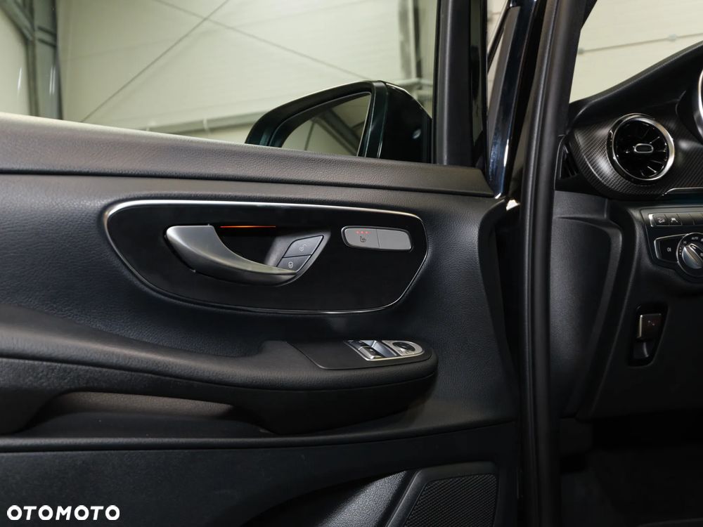 Mercedes-Benz Klasa V 300 d 4-Matic 9G-Tronic (d³ugi) - 34
