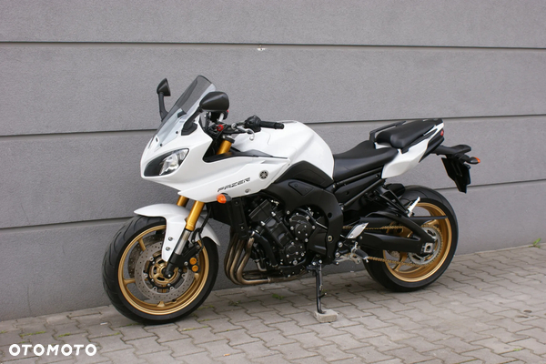 Yamaha FZ8