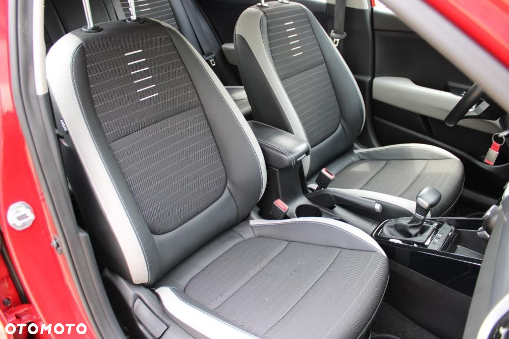 Kia Stonic - 15