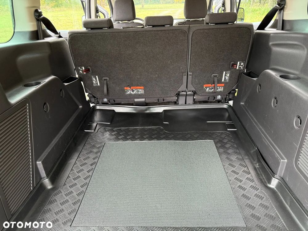 Ford Transit Connect - 29