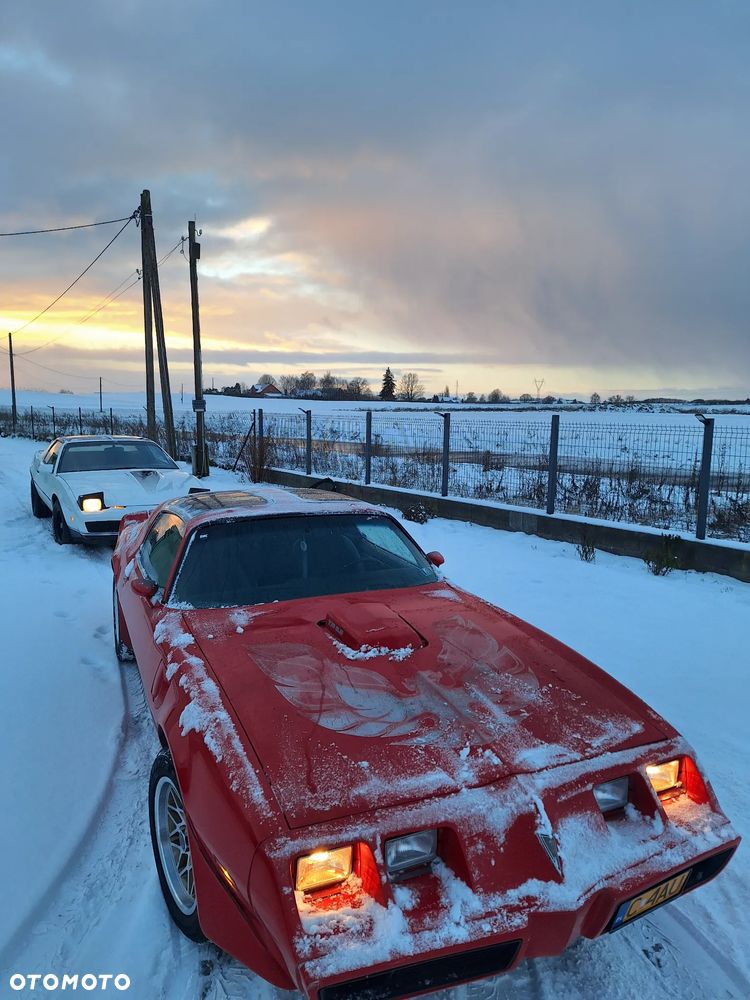 Pontiac Firebird - 2