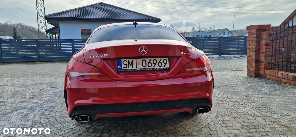 Mercedes-Benz CLA 250 7G-DCT AMG Line - 4