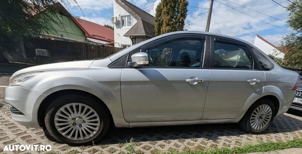Ford Focus - 10