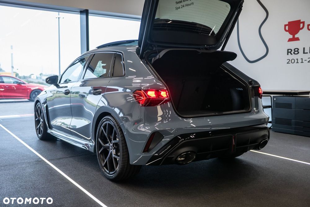 Audi RS3 Sportback - 7