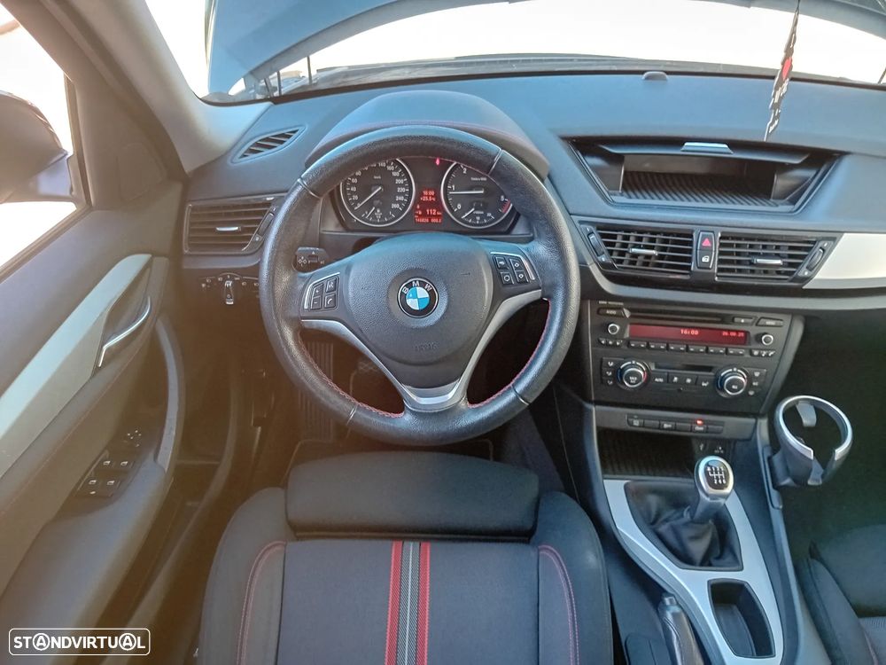 BMW X1 16 d sDrive Line Sport - 14