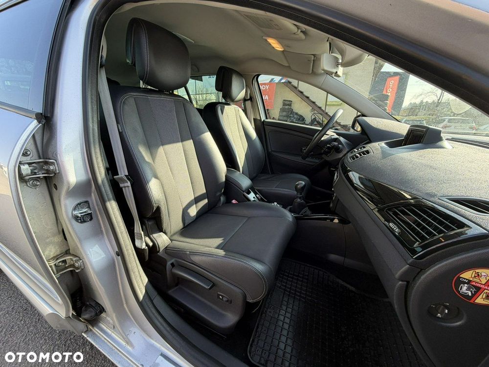 Renault Megane 1.4 16V TCE Bose Edition - 28