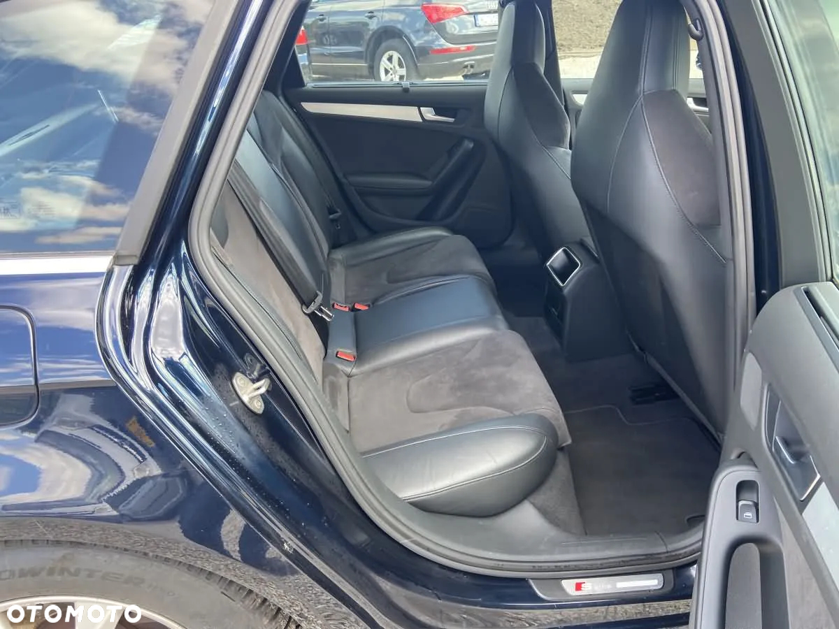 Audi A4 Avant 1.8 TFSI quattro S line Sportpaket (plus) - 22