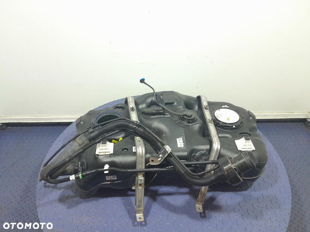 TOYOTA RAV4 V XA50 18- 2.0 VVT 175 KM ZBIORNIK PALIWA 77100-42620 - 1