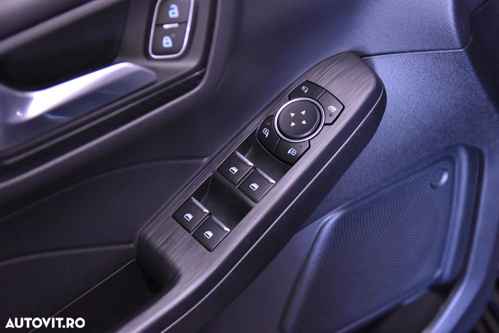 Ford Kuga - 14