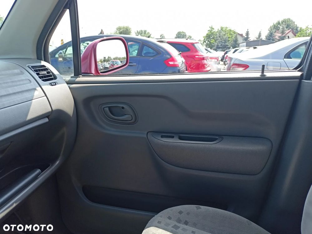 Opel Agila - 12