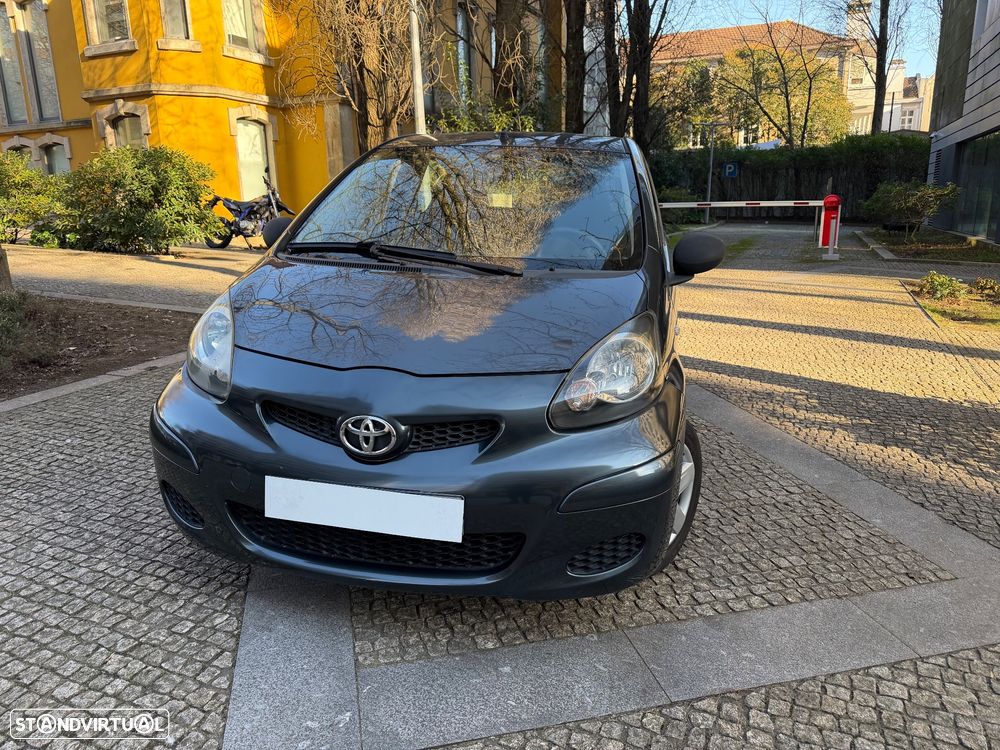 Toyota Aygo 1.0 - 6