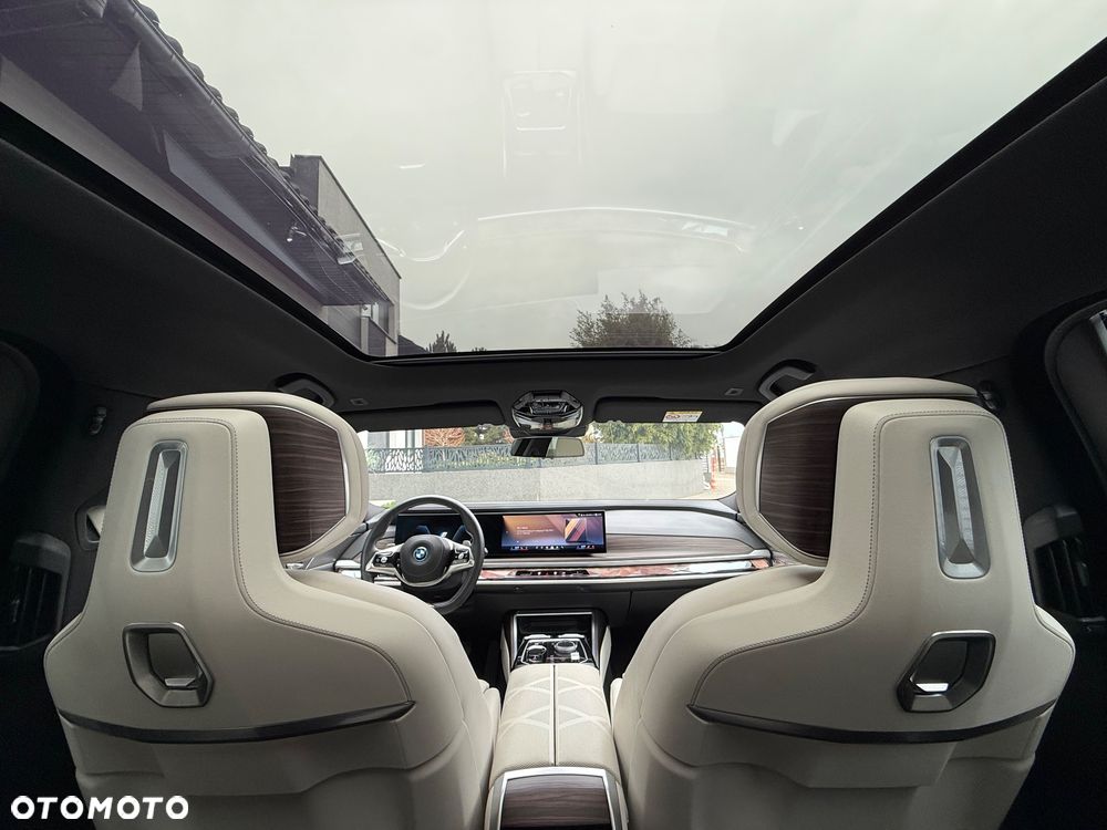 BMW Seria 7 - 13