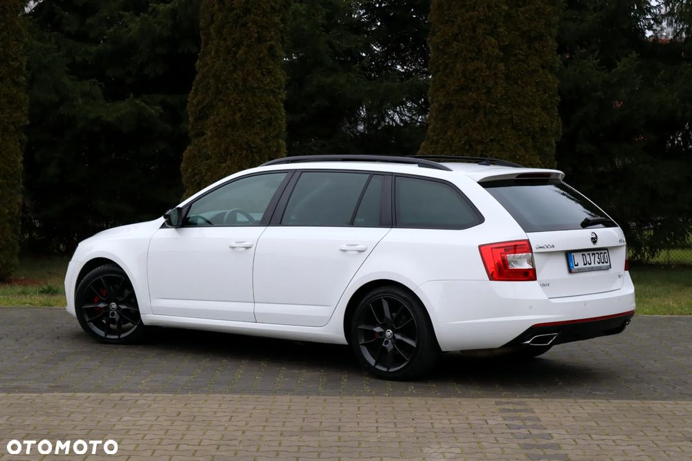 Skoda Octavia 2.0 TDI 4x4 DSG RS - 11