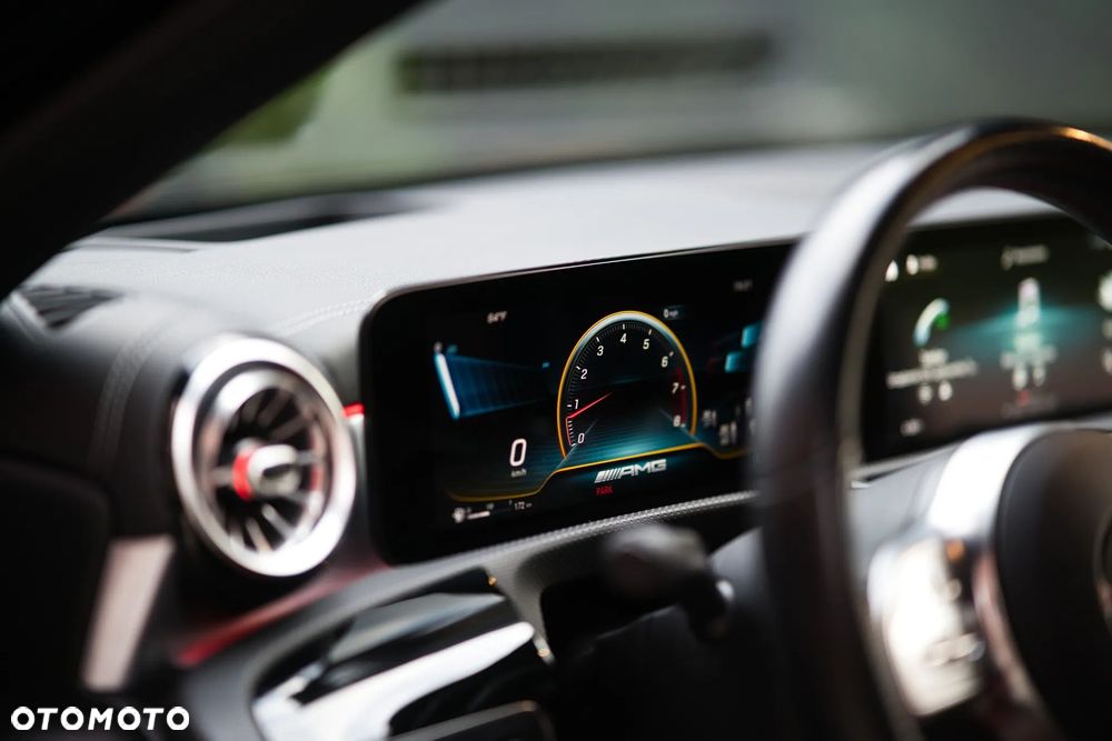 Mercedes-Benz Klasa A 35 AMG 4-Matic 7G-DCT - 20