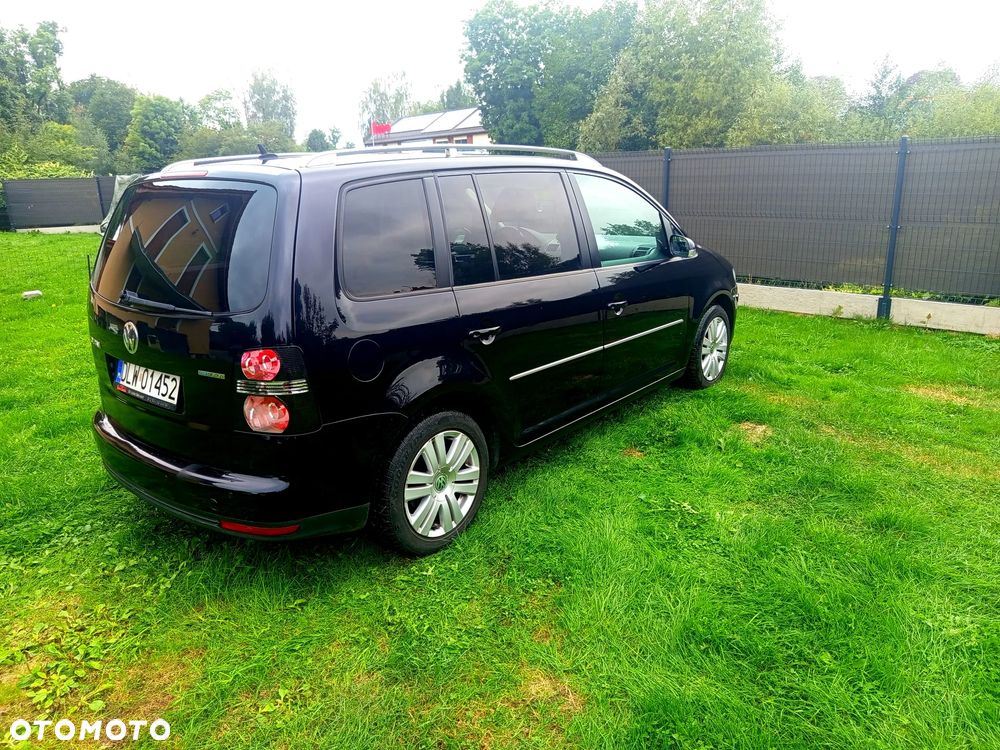 Volkswagen Touran 1.9 TDI DPF Highline - 29