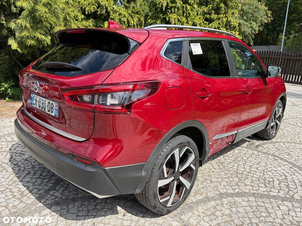 Nissan Qashqai 1.2 DIG-T Xtronic TEKNA+ - 3