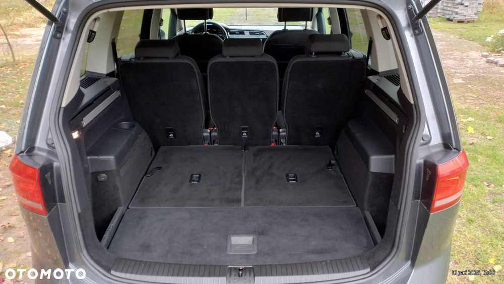 Volkswagen Touran 1.4 TSI (BlueMotion Technology) Highline - 11