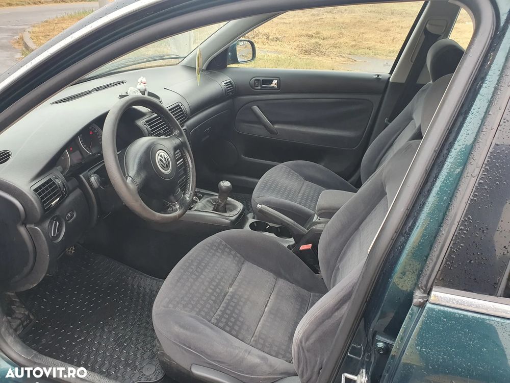Volkswagen Passat 1.9TDI Basis - 8