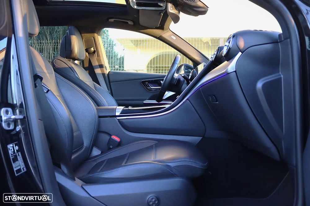 Mercedes-Benz GLC 300 e 4Matic 9G-TRONIC Avantgarde Advanced - 39