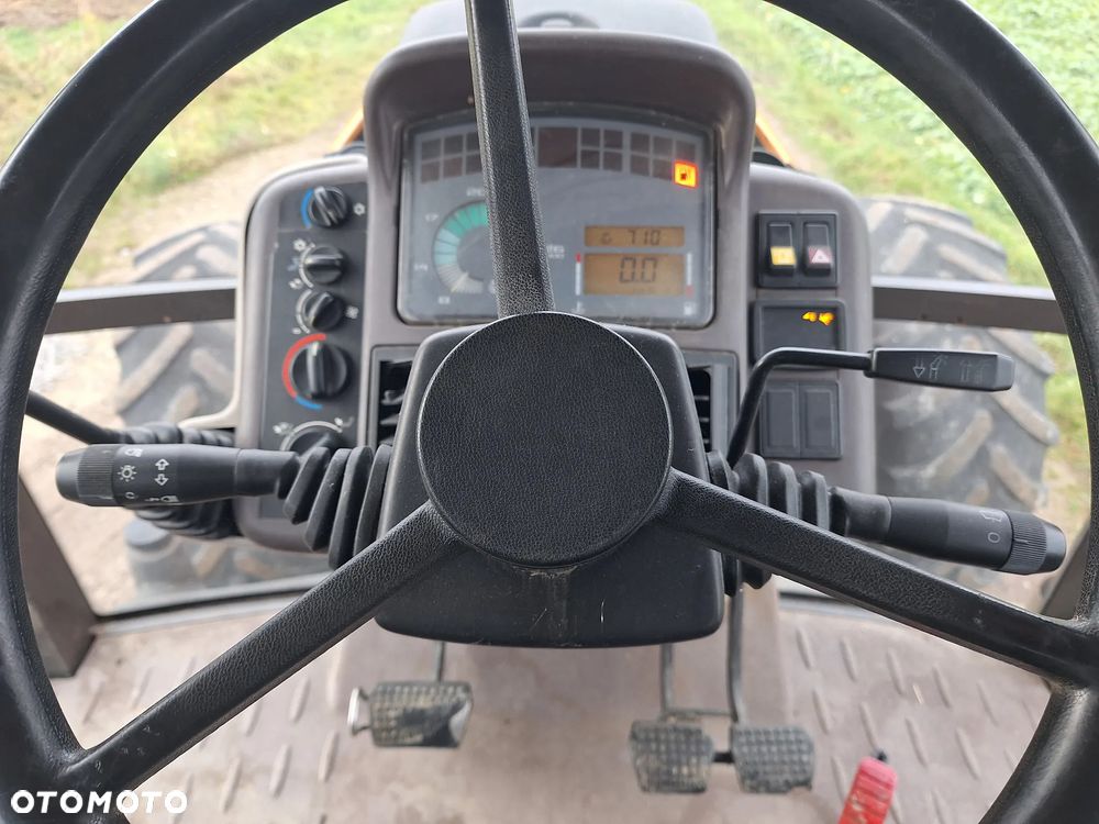 Renault Ares 630 RZ - 3