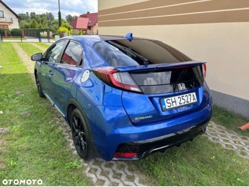 Honda Civic 1.8 Sport (Honda Connect+) - 2