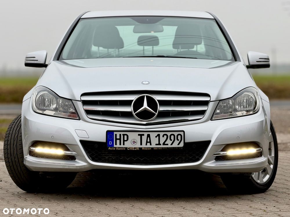 Mercedes-Benz Klasa C 200 T Avantgarde Edition - 3