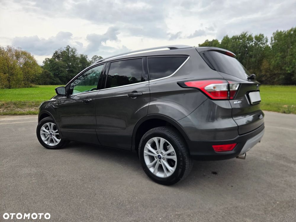 Ford Kuga - 8