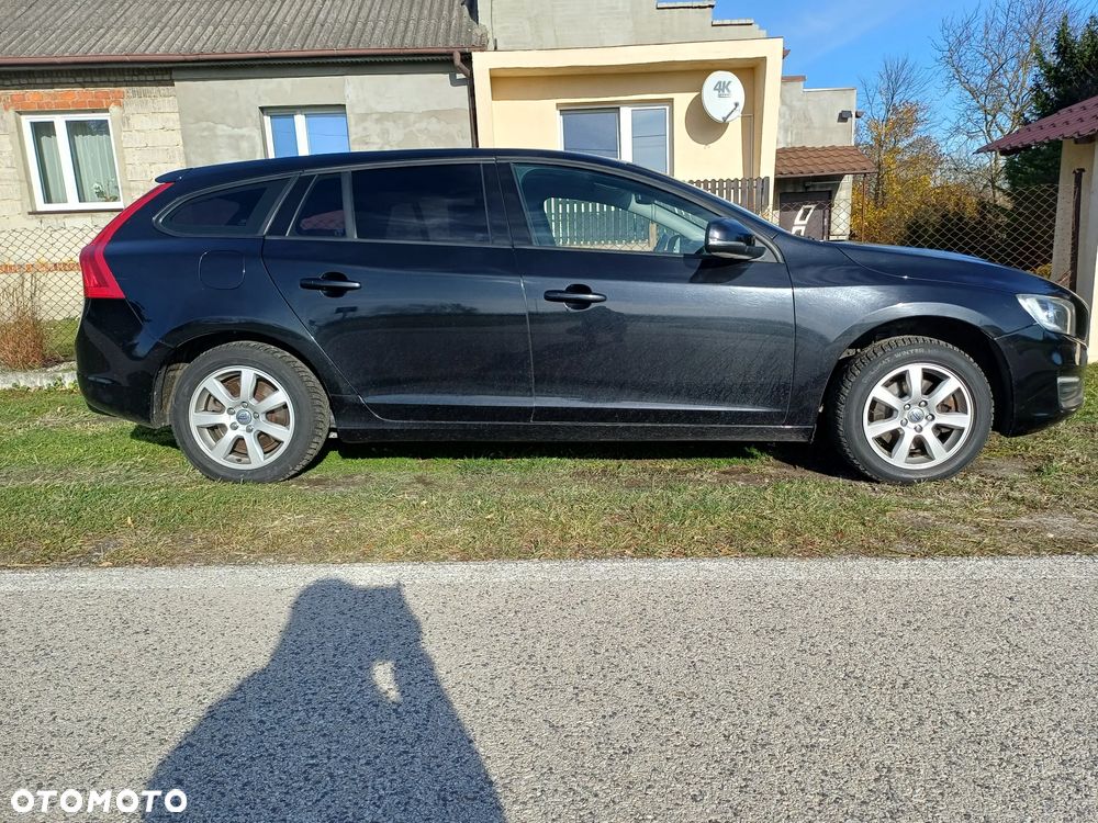 Volvo V60 D3 Kinetic - 36